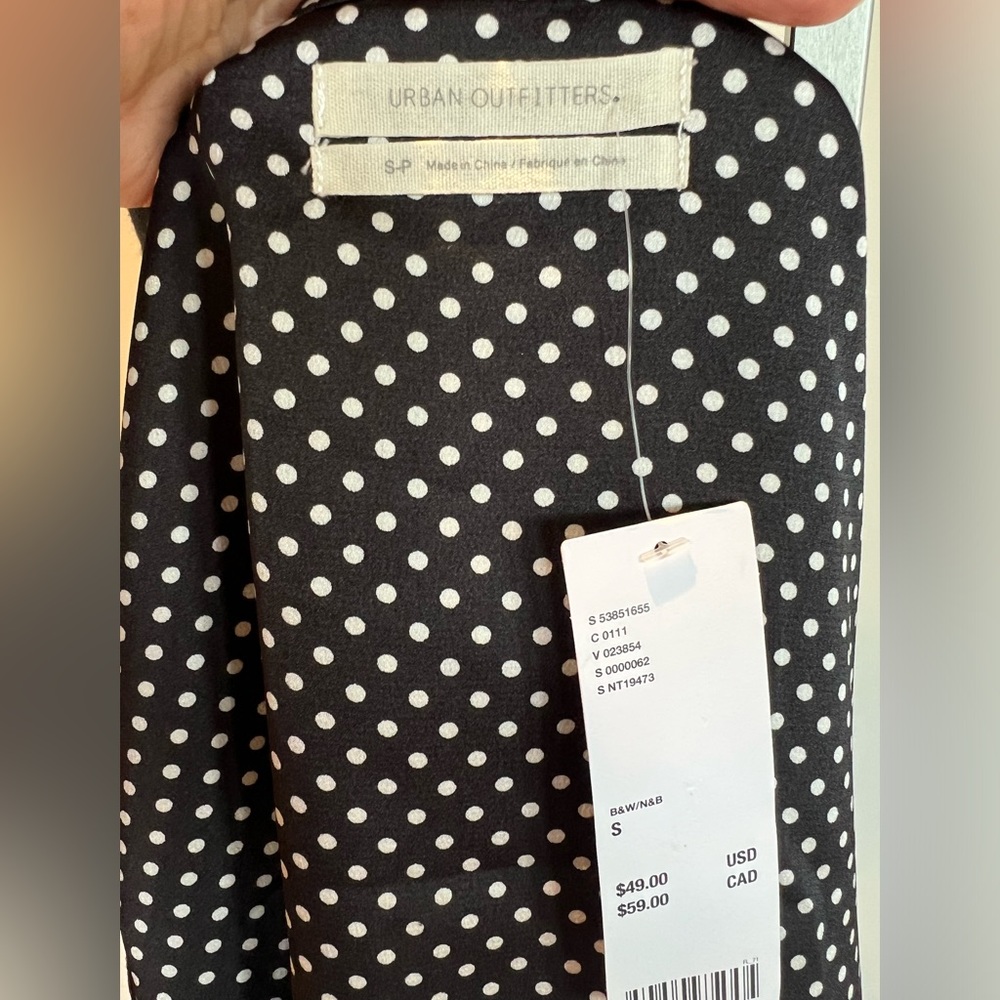 NWT Urban outfitters polka dot wrap crop top - Picture 10 of 10